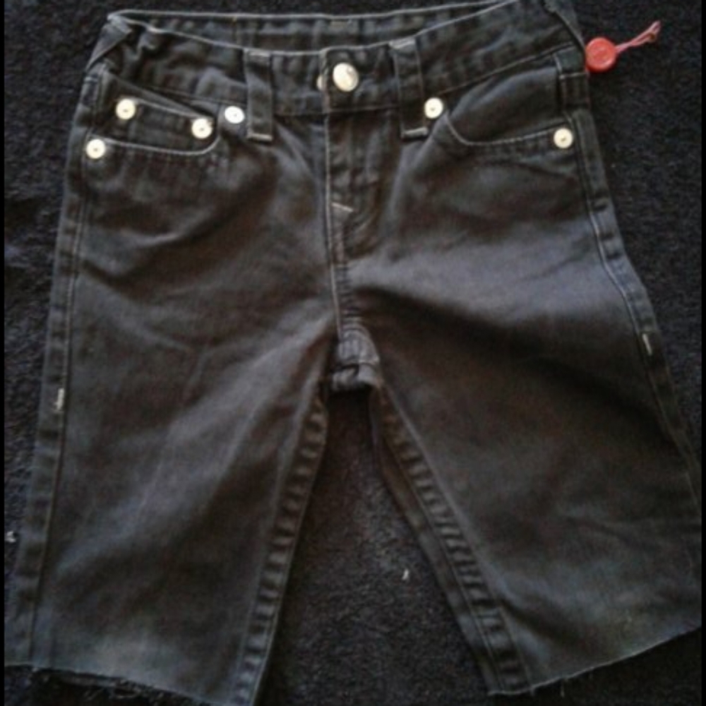 True religion kid shorts size 7 brand new tags